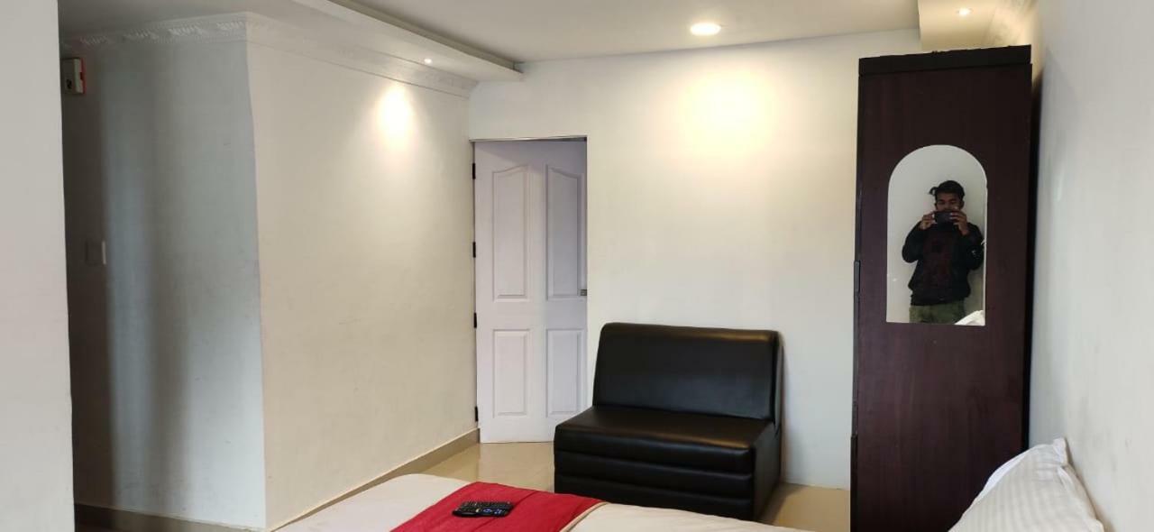 Runs Residency Hotell Ooty Exteriör bild