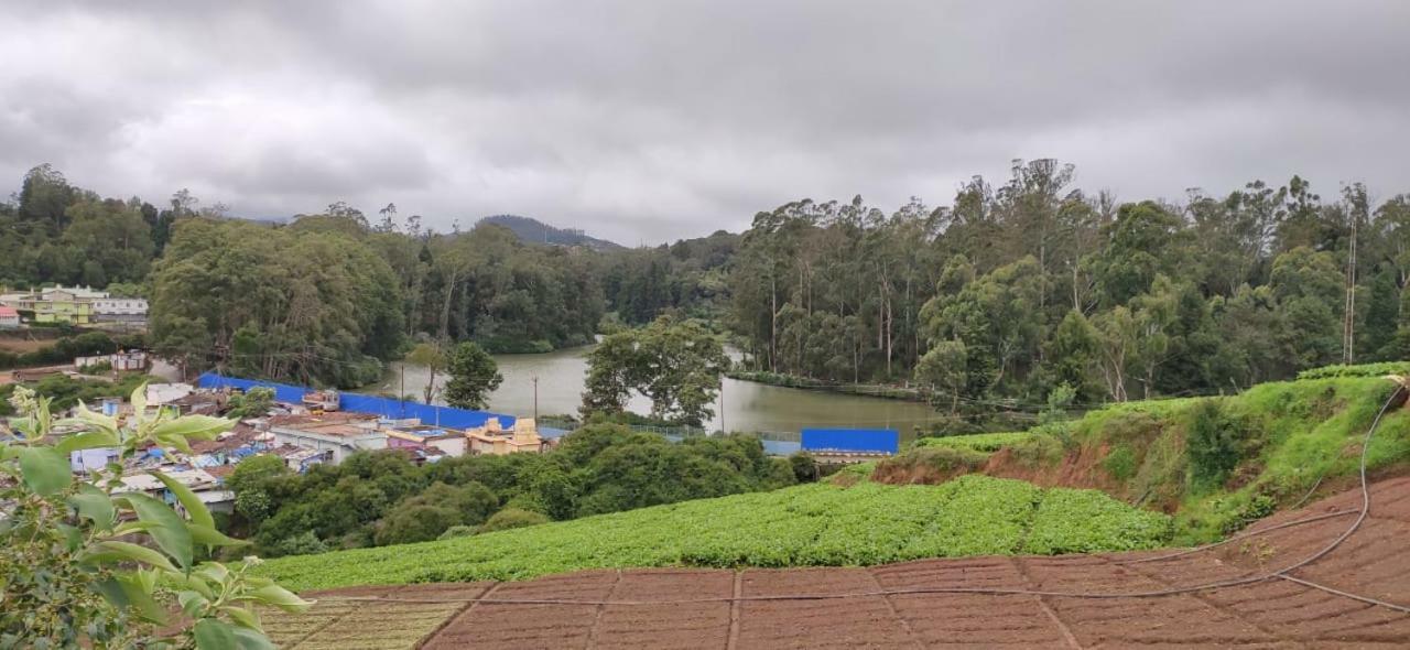 Runs Residency Hotell Ooty Exteriör bild